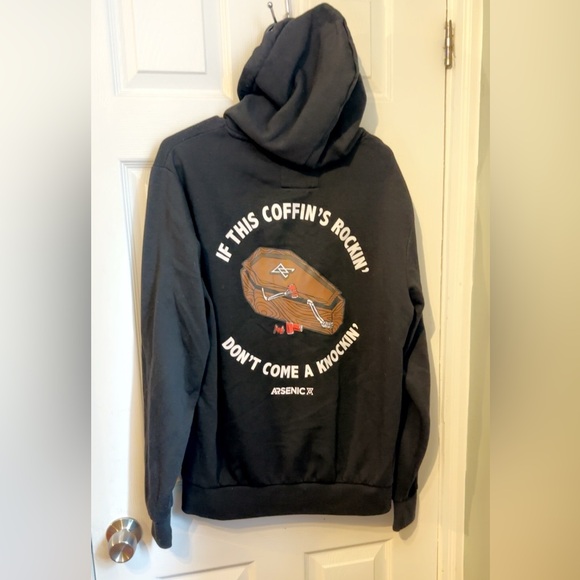 Arsenic hooded sweater black size medium Halloween coffin logo pouch drawstring - Picture 2 of 8